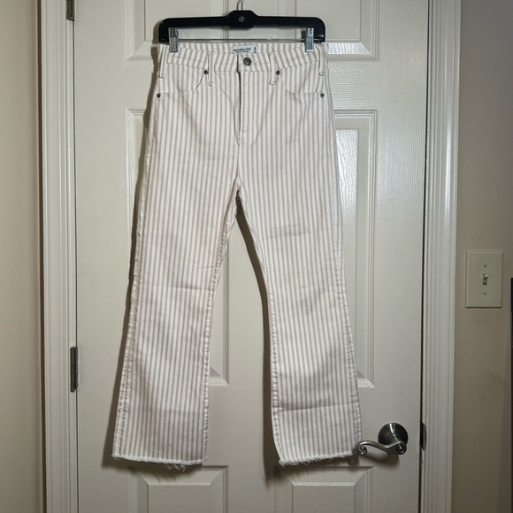 Abercrombie & Fitch Denim - Abercrombie & Fitch Beige and White Striped Wide Leg Jeans Size 28/6